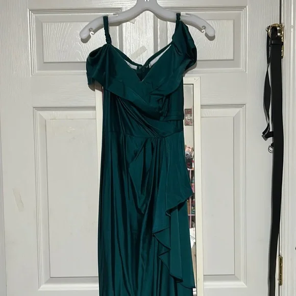 David's Bridal | Dresses | Davids Bridal Emerald Green Prom Dress Good  Condition Like New | Poshmark